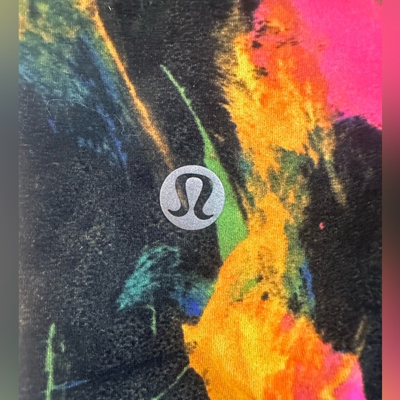 Size 0 Lululemon Wunder Train High-Rise Short - Picture 3 of 6